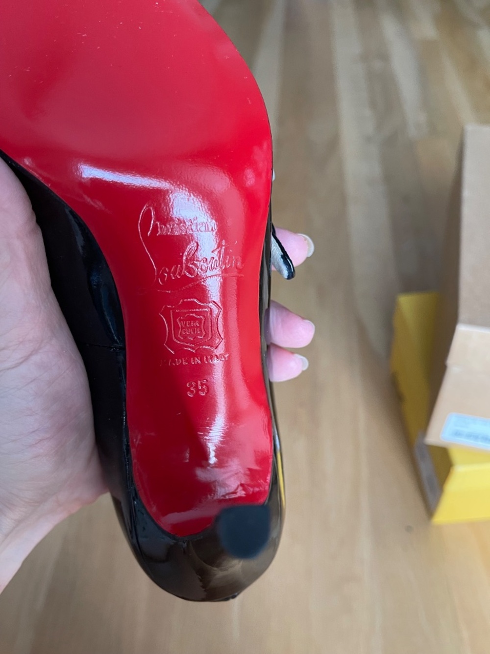 Christian Louboutin Wallis 100 Patent Calf Pumps, NEVER WORN, size US 5, EU 35 - Picture 8 of 16